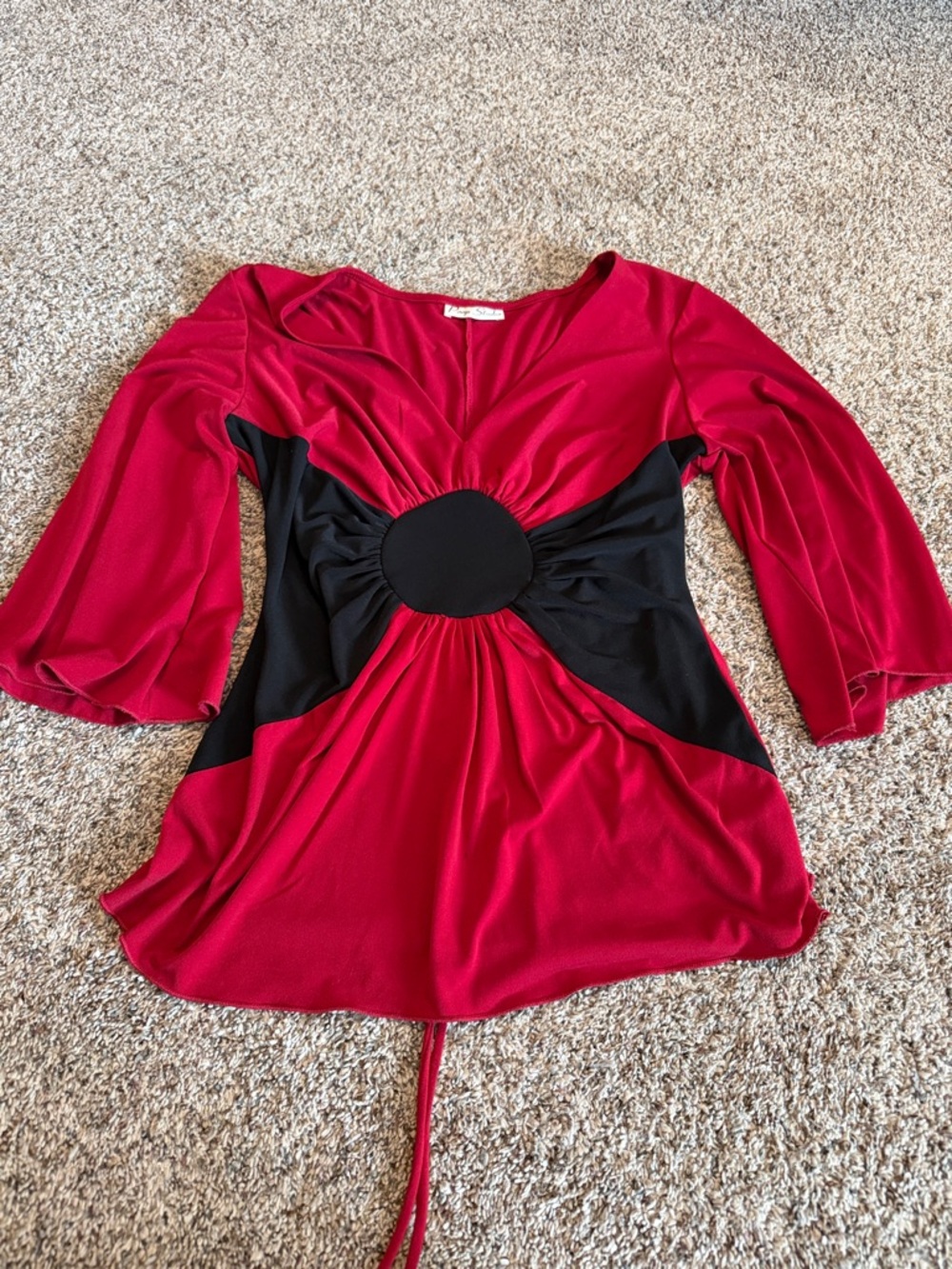 Women’s Red and Black Twist-Detail Tunic Top
